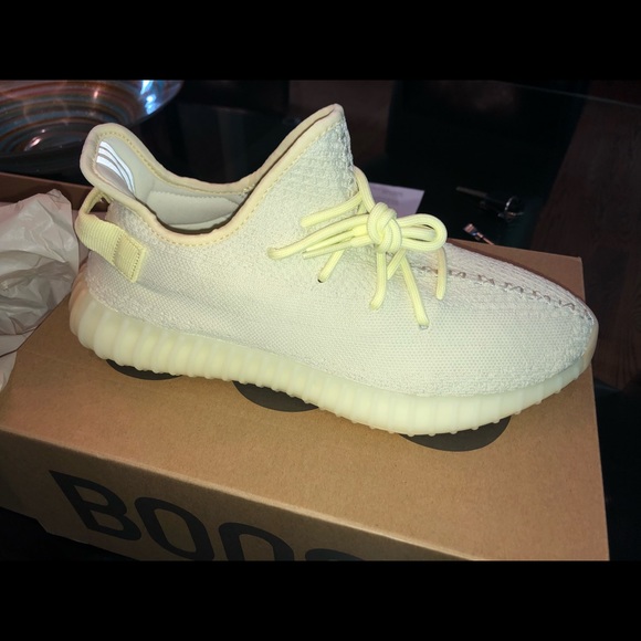 yeezy shoes men